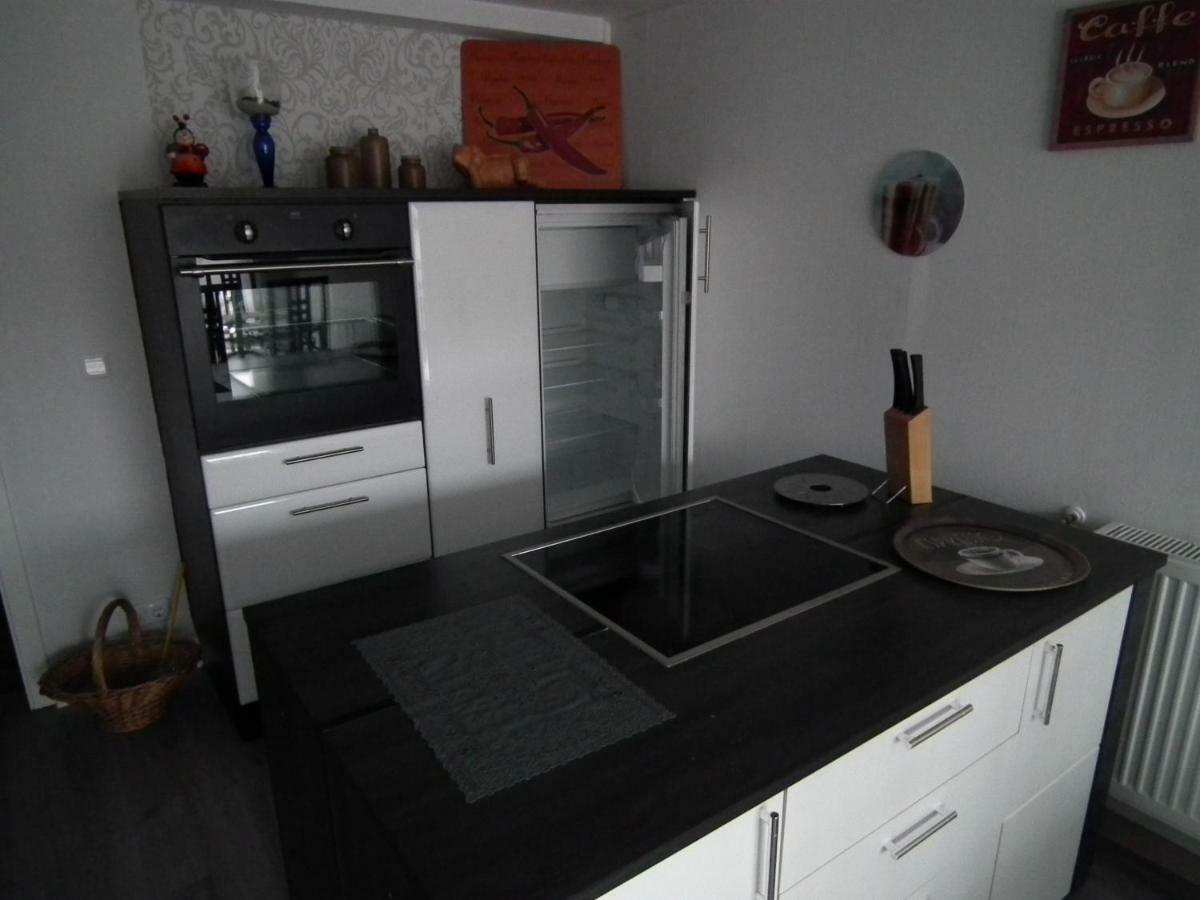 Am Wiesengrund - Mit 2 Schlafzimmern Ribnitz-Damgarten Dış mekan fotoğraf